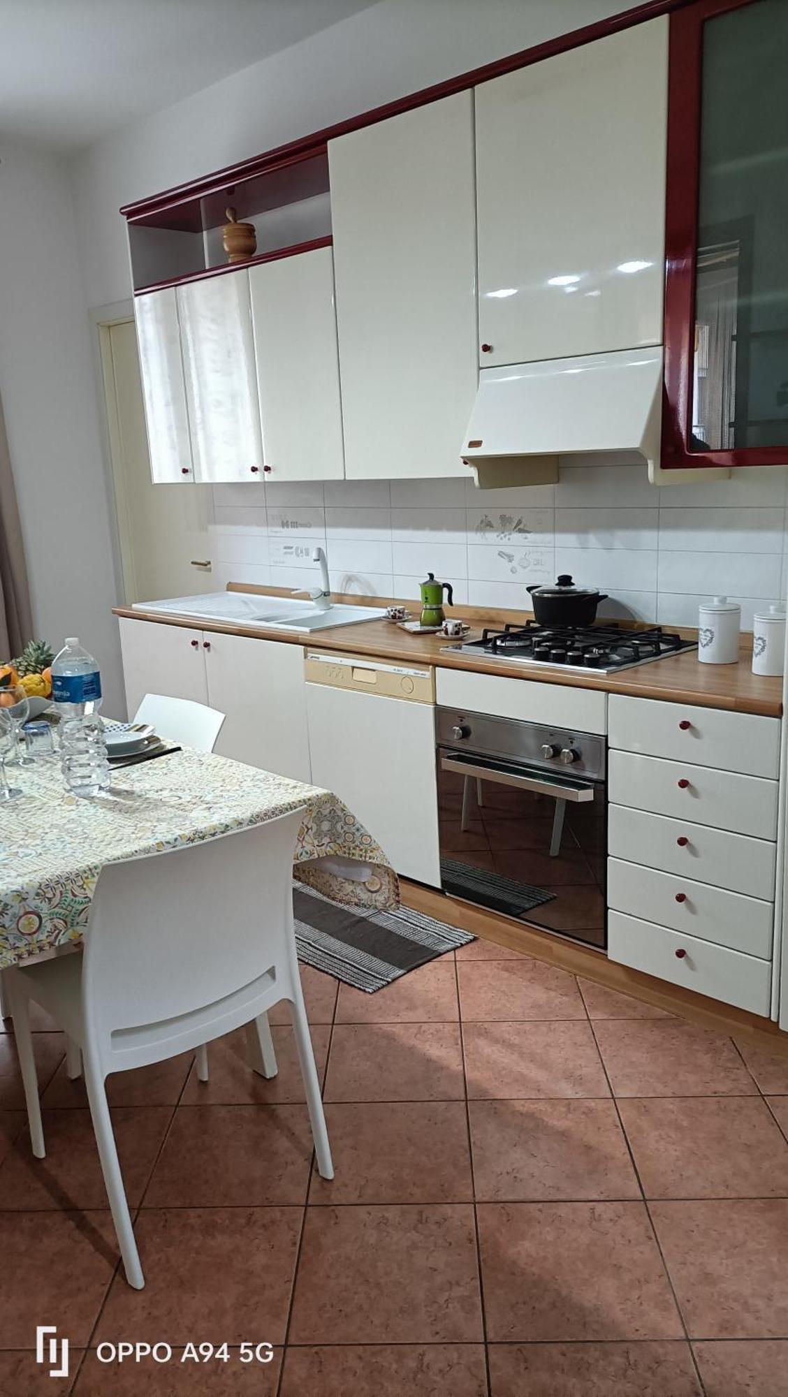 Casa Vita In Centro Balestrate Kültér fotó