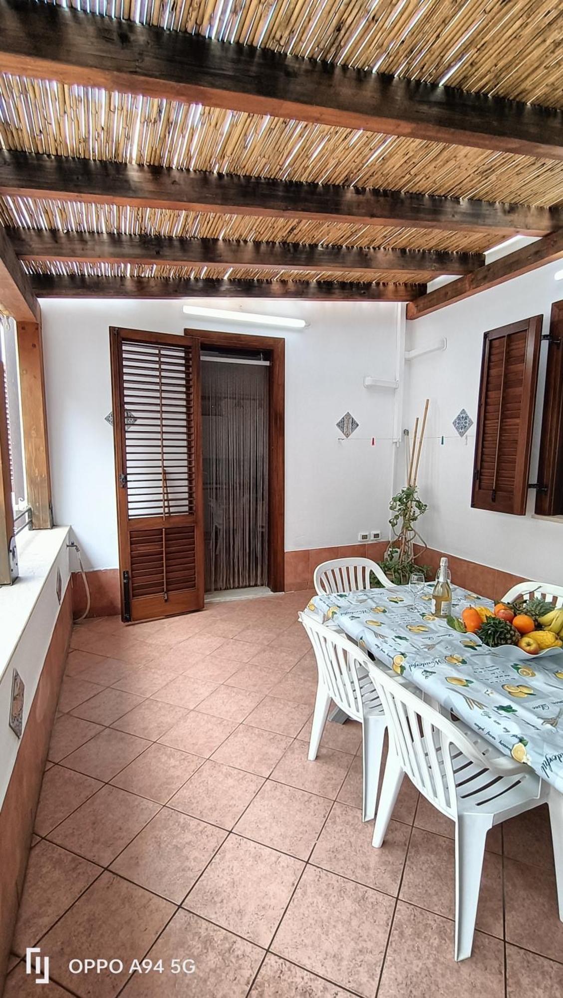 Casa Vita In Centro Balestrate Kültér fotó